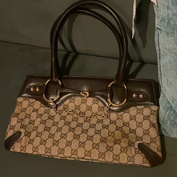Gucci Handbags - Gucci Bag